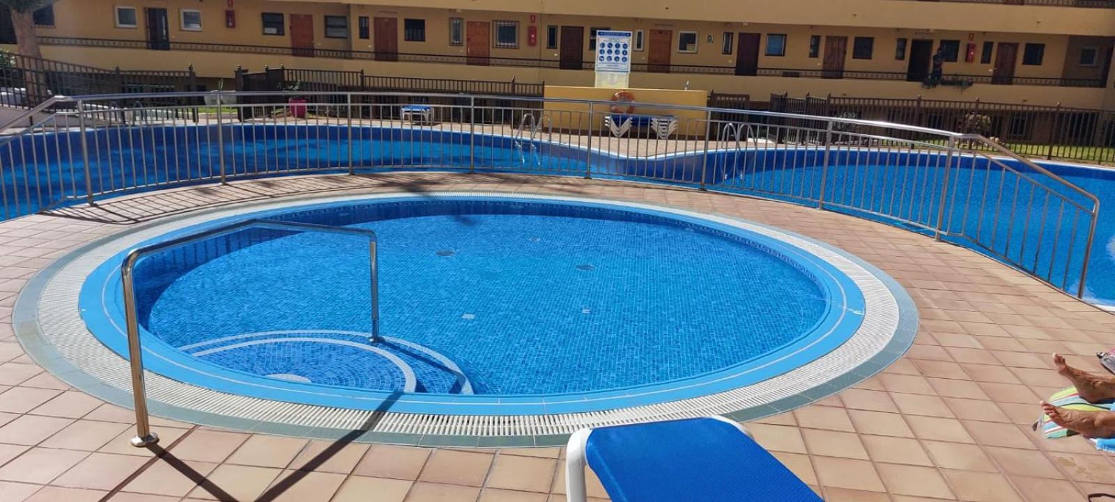 Firstline Apartment Los Cristianos Arona  Kültér fotó