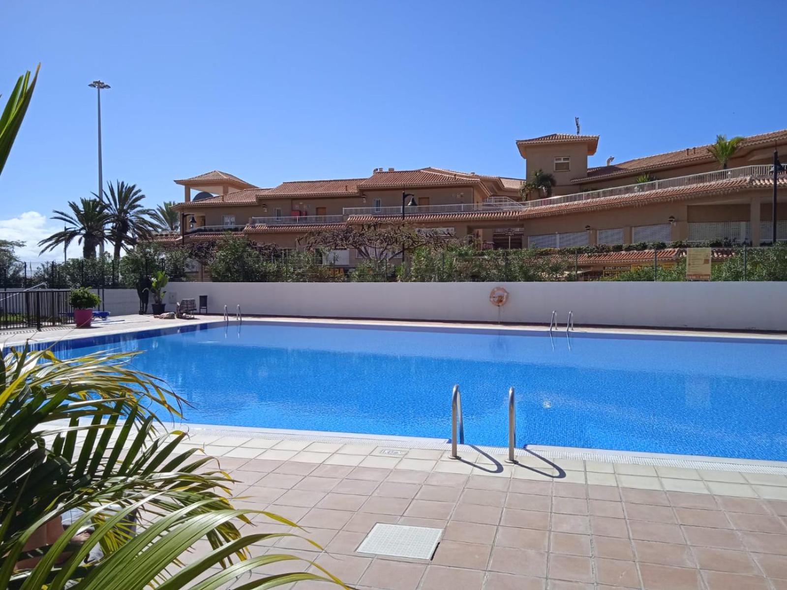 Firstline Apartment Los Cristianos Arona  Kültér fotó