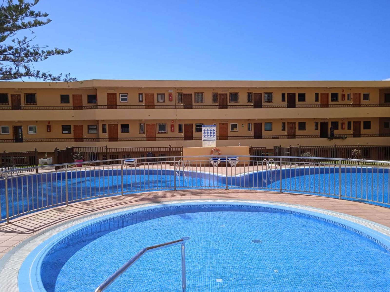 Firstline Apartment Los Cristianos Arona  Kültér fotó